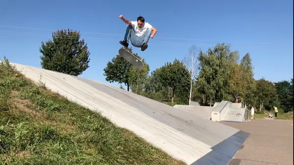 Skater und Crew im Skatepark Burgau, Foto 5