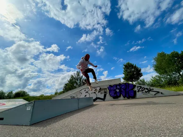Skater und Crew im Skatepark Burgau, Foto 9